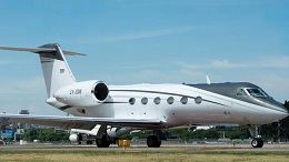 http://www.lacorameco.com.ar/imagenes/avion_bolso.jpg