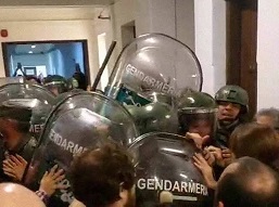 http://www.lacorameco.com.ar/imagenes/cna_despidos.jpg