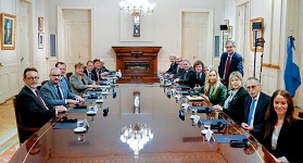 http://www.lacorameco.com.ar/imagenes/gio_fmi.jpg