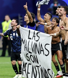 http://www.lacorameco.com.ar/imagenes/malvinas_mundial.jpg