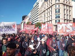 http://www.lacorameco.com.ar/imagenes/marcha_FMorales.jpg