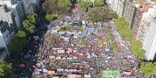 http://www.lacorameco.com.ar/imagenes/marcha_veto.jpg