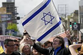 http://www.lacorameco.com.ar/imagenes/milei_israel.jpg