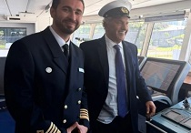 http://www.lacorameco.com.ar/imagenes/scioli_ingles.jpg