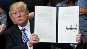 http://www.lacorameco.com.ar/imagenes/trump_aranceles.jpg